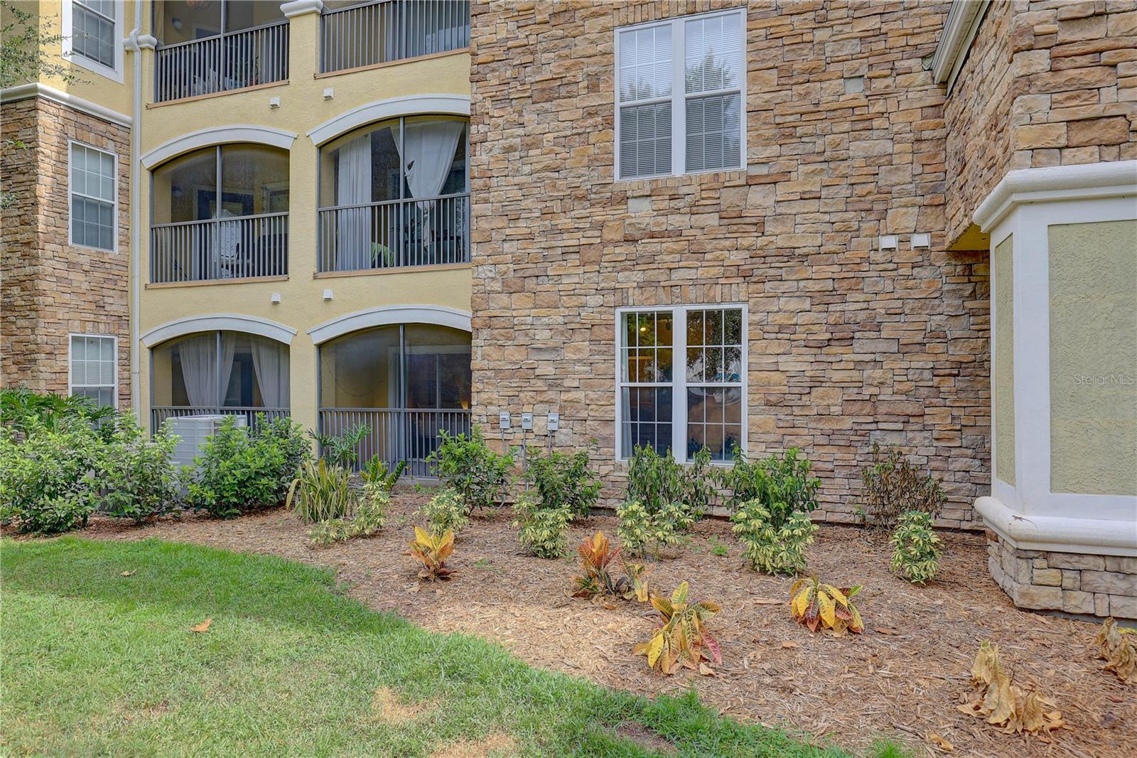 Image 19 of 30 For 2407 Courtney Meadows Court 103