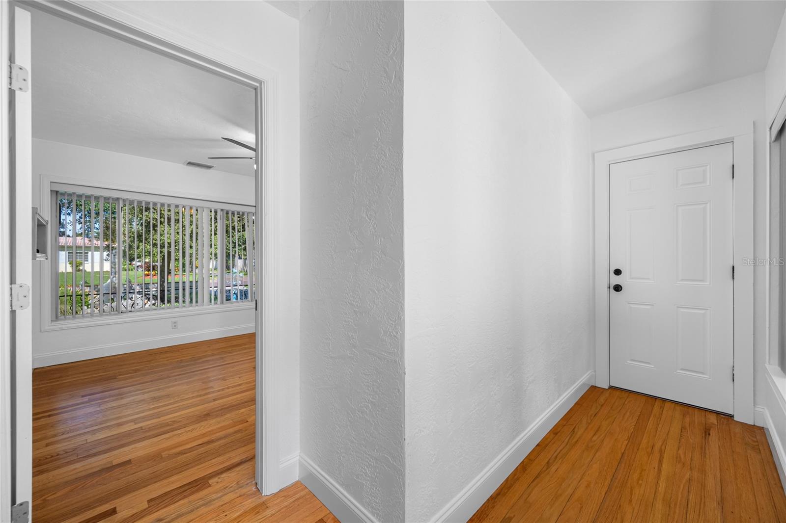 Image 30 of 51 For 6920 Bougainvilla Avenue S