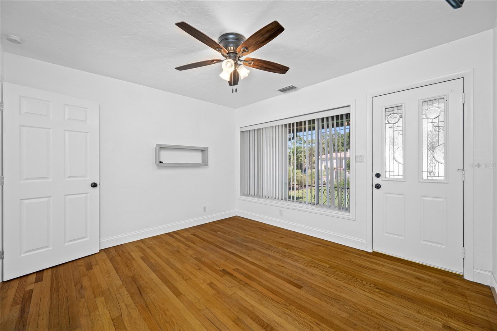 Image 31 of 51 For 6920 Bougainvilla Avenue S