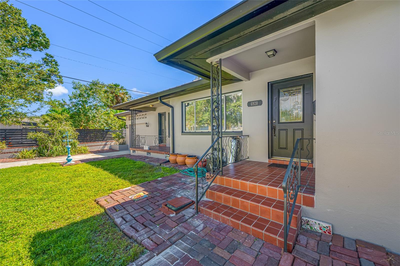 Image 9 of 51 For 6920 Bougainvilla Avenue S
