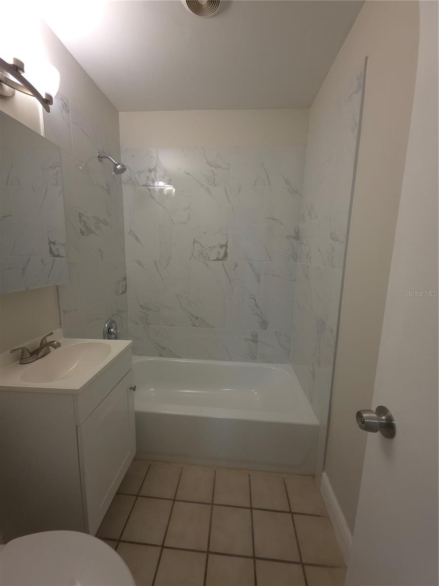 Image 20 of 26 For 10214 Altman Street