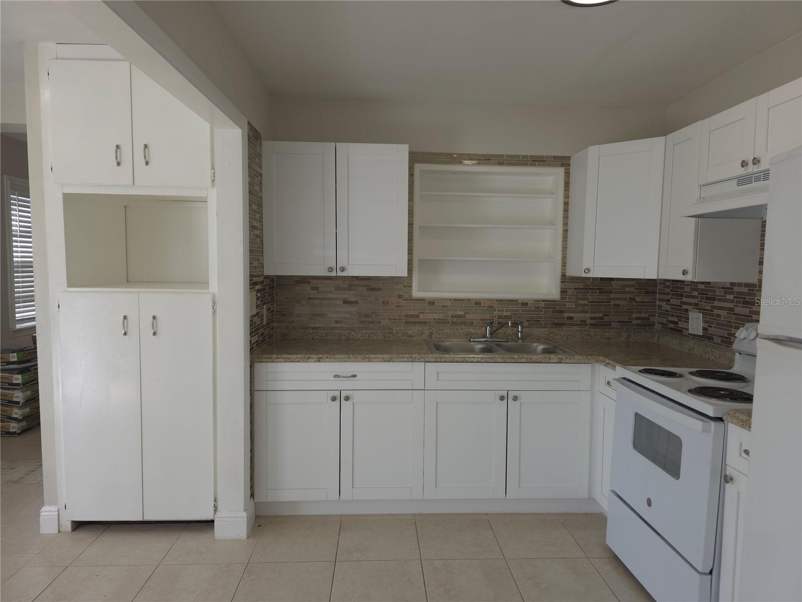 Image 5 of 26 For 10214 Altman Street