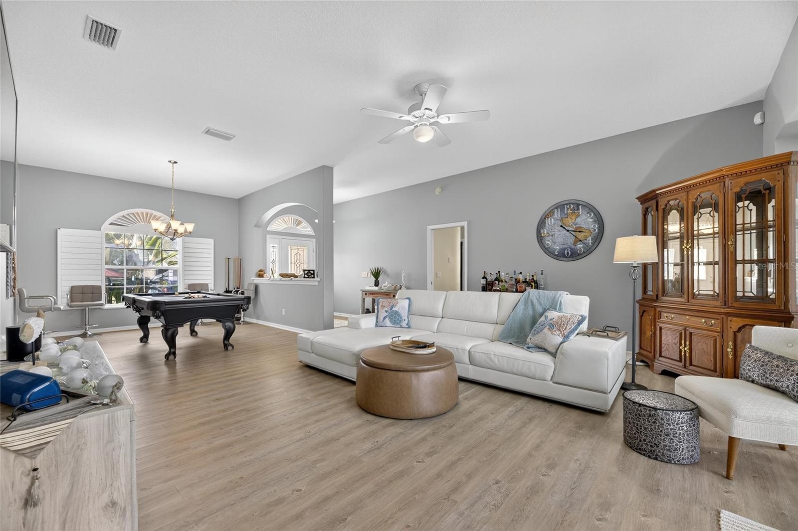 Image 13 of 91 For 816 Golf Island Drive