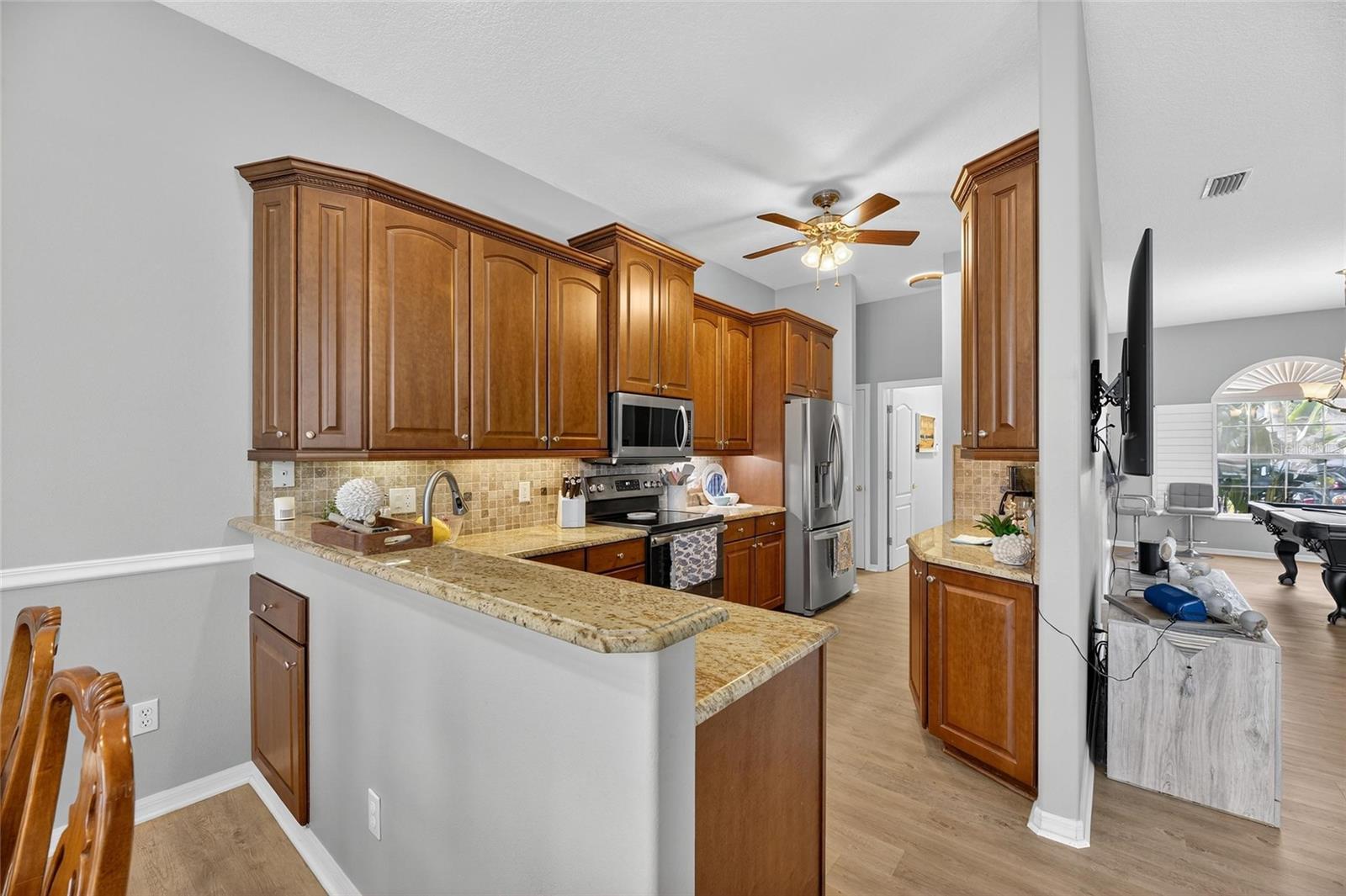 Image 19 of 91 For 816 Golf Island Drive