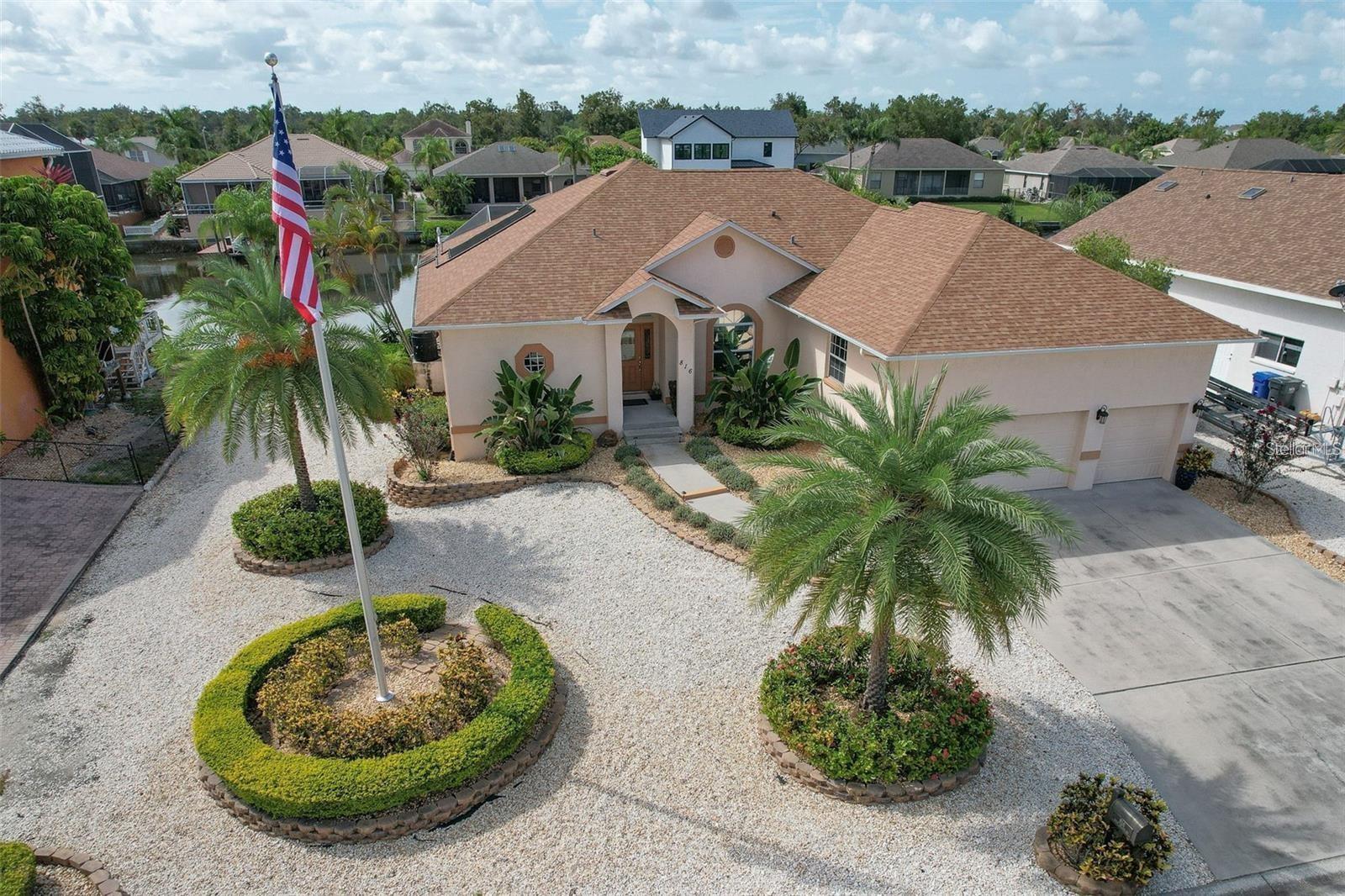 Image 3 of 91 For 816 Golf Island Drive