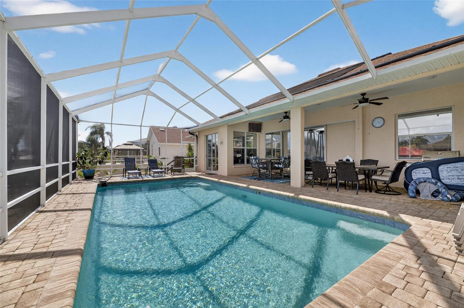 Image 30 of 91 For 816 Golf Island Drive