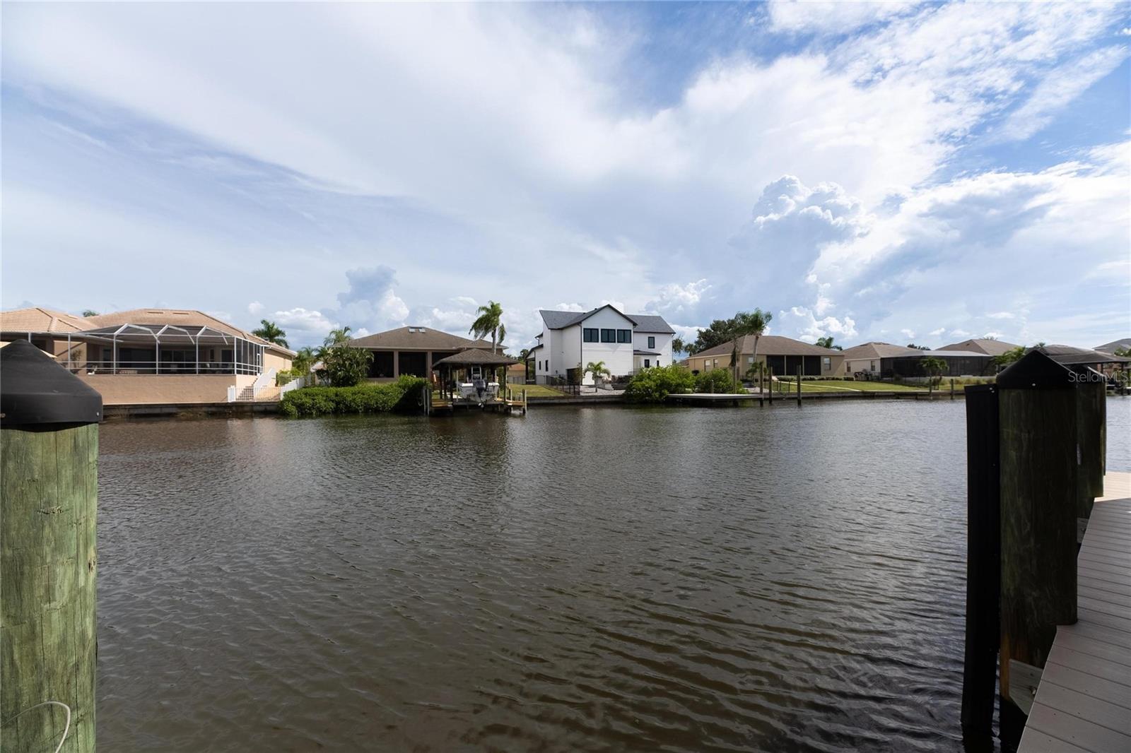 Image 61 of 91 For 816 Golf Island Drive