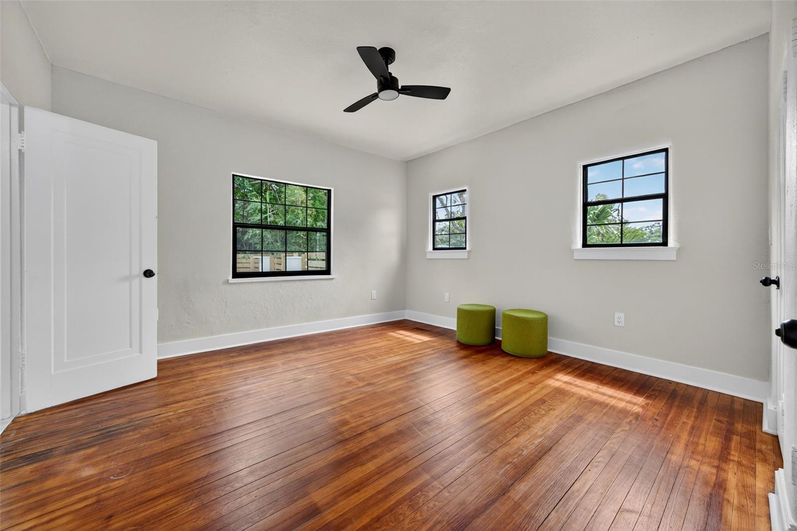 Image 45 of 86 For 5985 3rd Avenue N