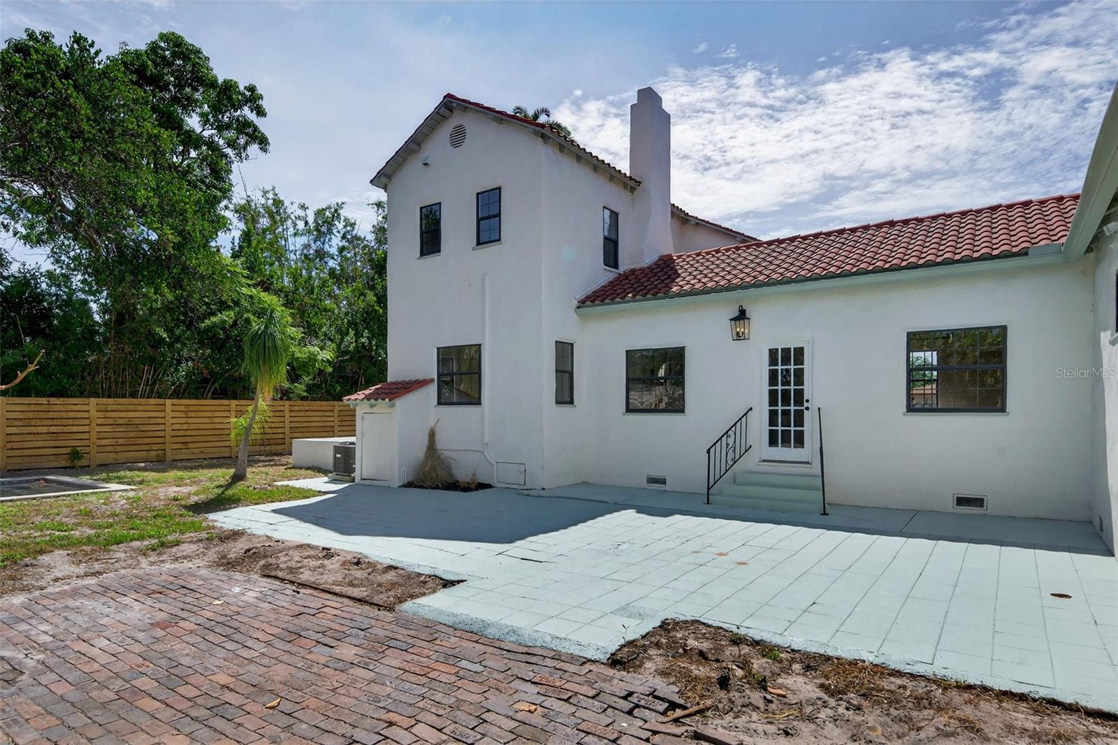 Image 78 of 86 For 5985 3rd Avenue N
