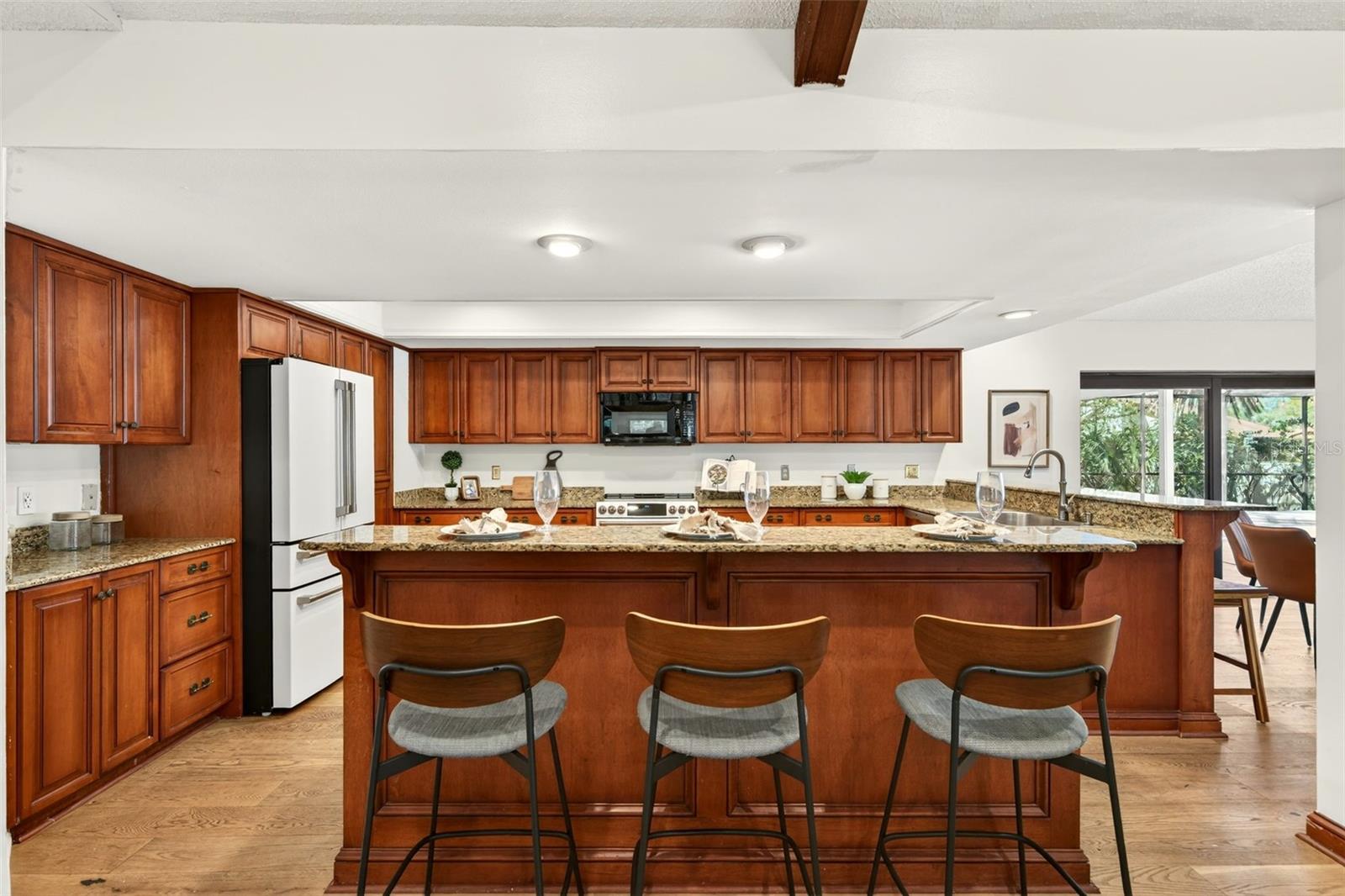 Image 21 of 69 For 14533 Teal Court