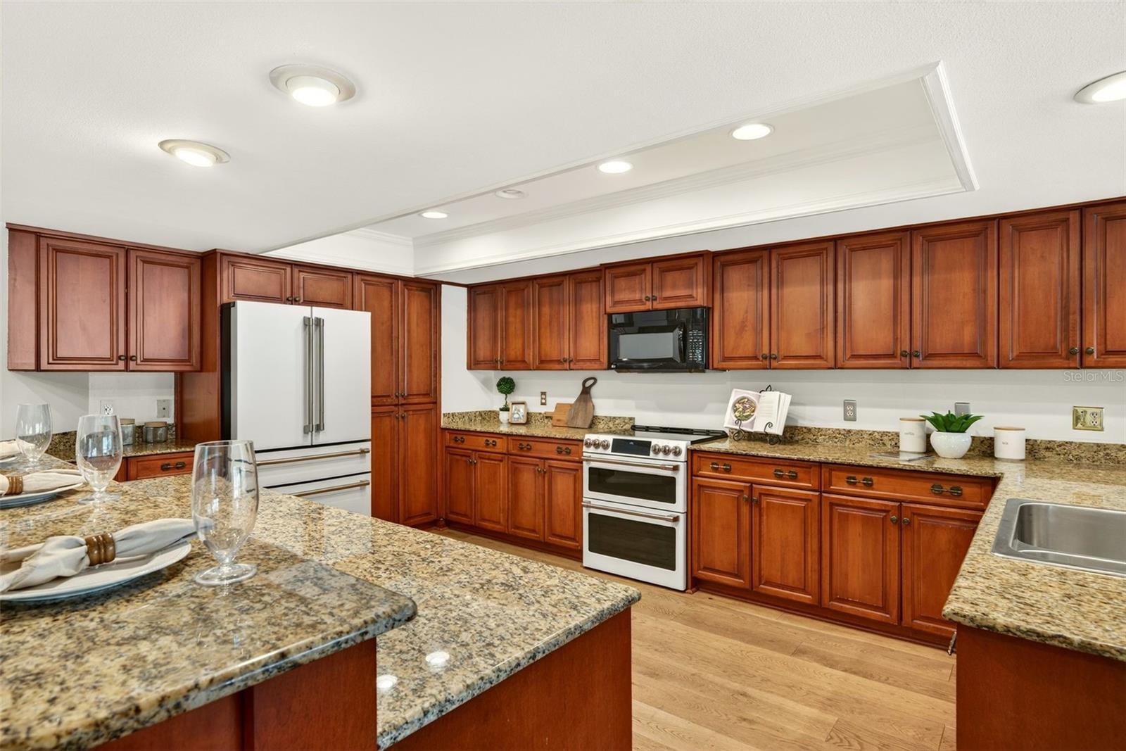 Image 22 of 69 For 14533 Teal Court