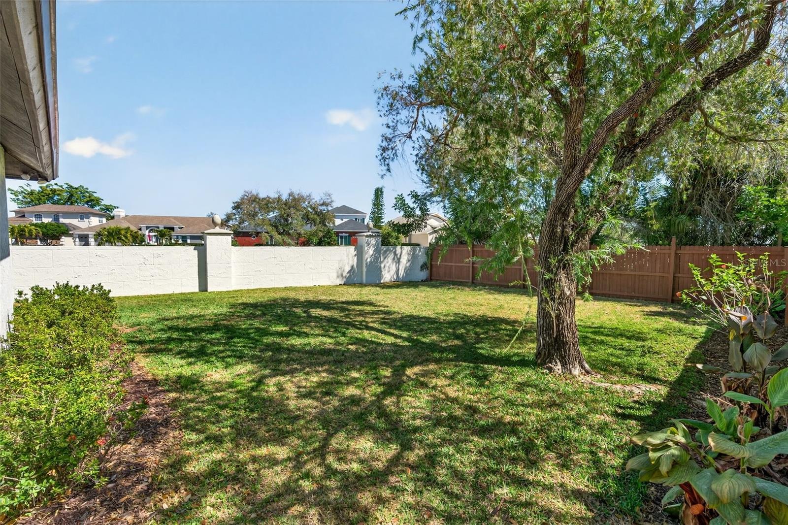 Image 38 of 69 For 14533 Teal Court