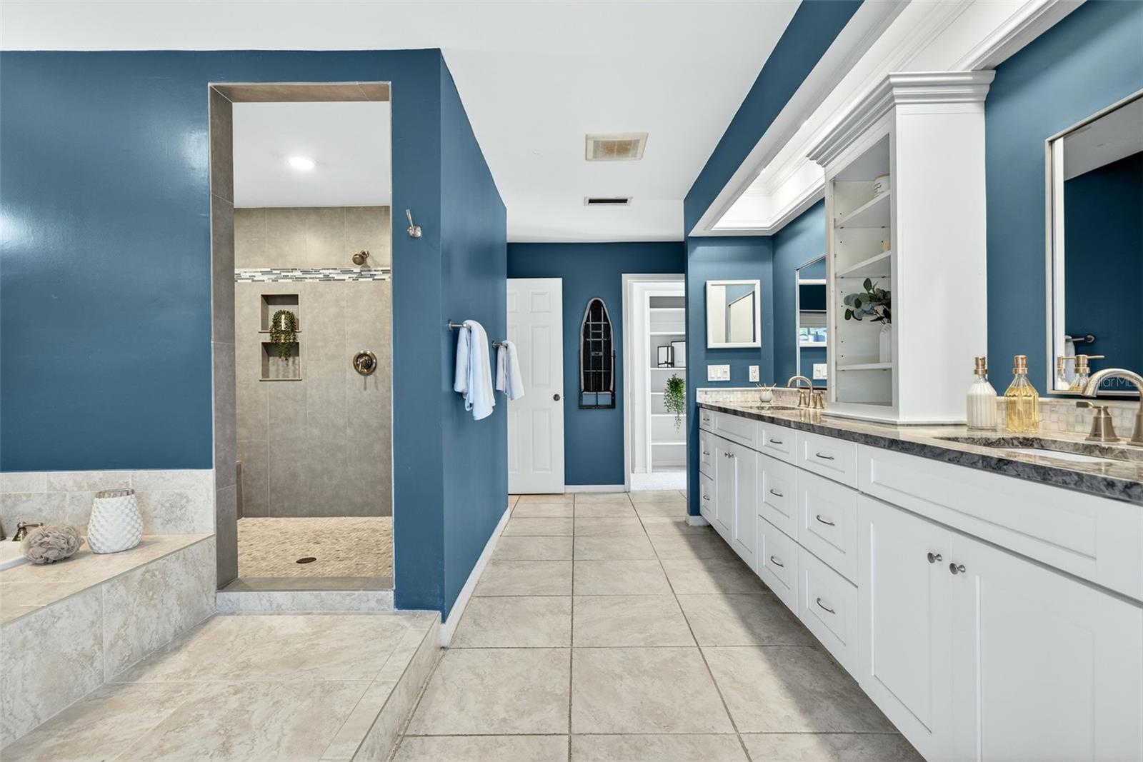 Image 45 of 69 For 14533 Teal Court