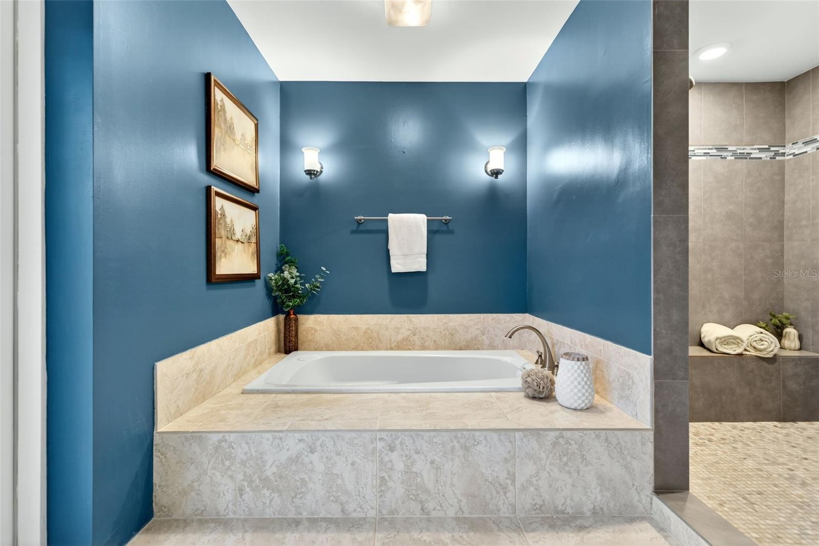 Image 47 of 69 For 14533 Teal Court