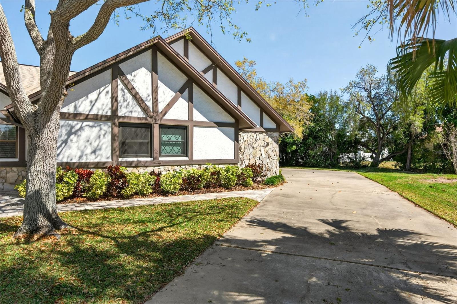 Image 5 of 69 For 14533 Teal Court