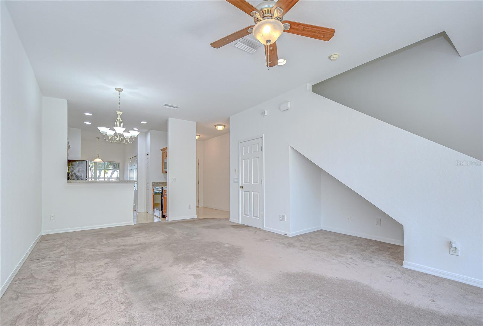 Image 4 of 27 For 11025 Winter Crest Drive