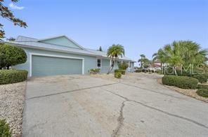 Image 4 of 56 For 817 Chipaway Drive