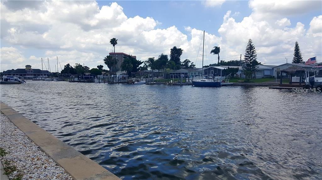 Image 15 of 36 For 4726 Marine Parkway 104