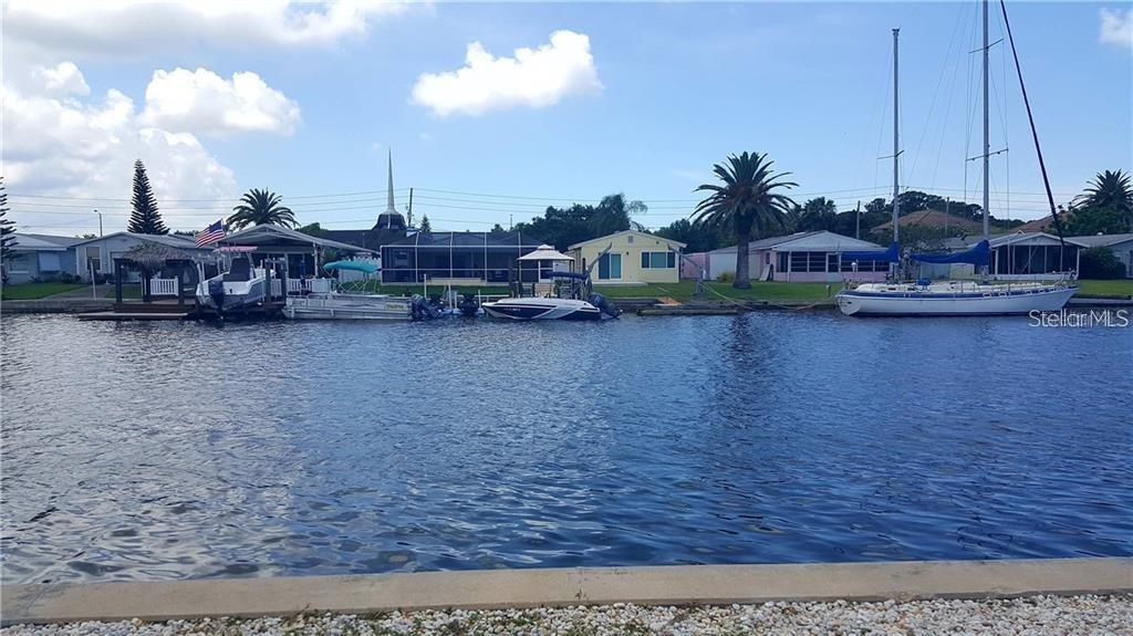 Image 16 of 36 For 4726 Marine Parkway 104