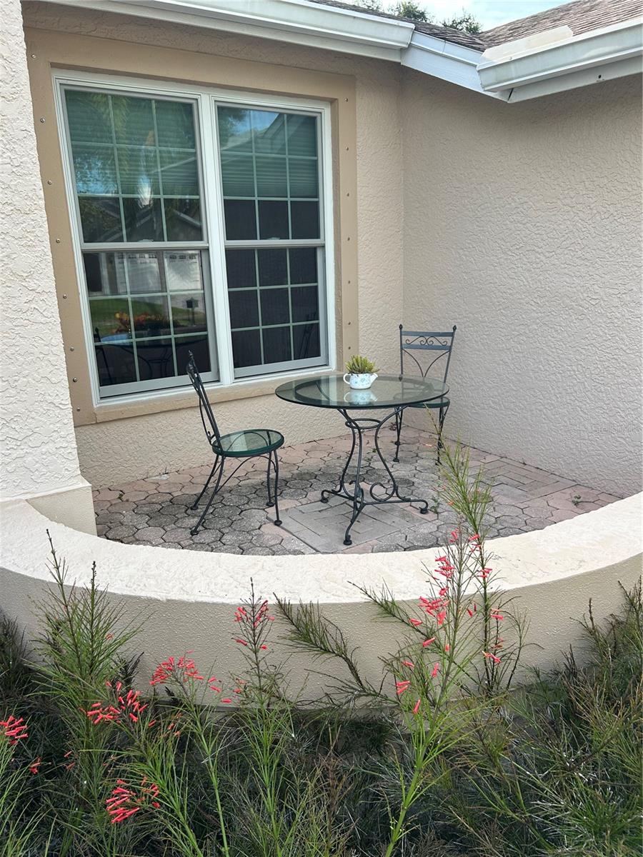 Image 3 of 13 For 2670 Resnik Circle W