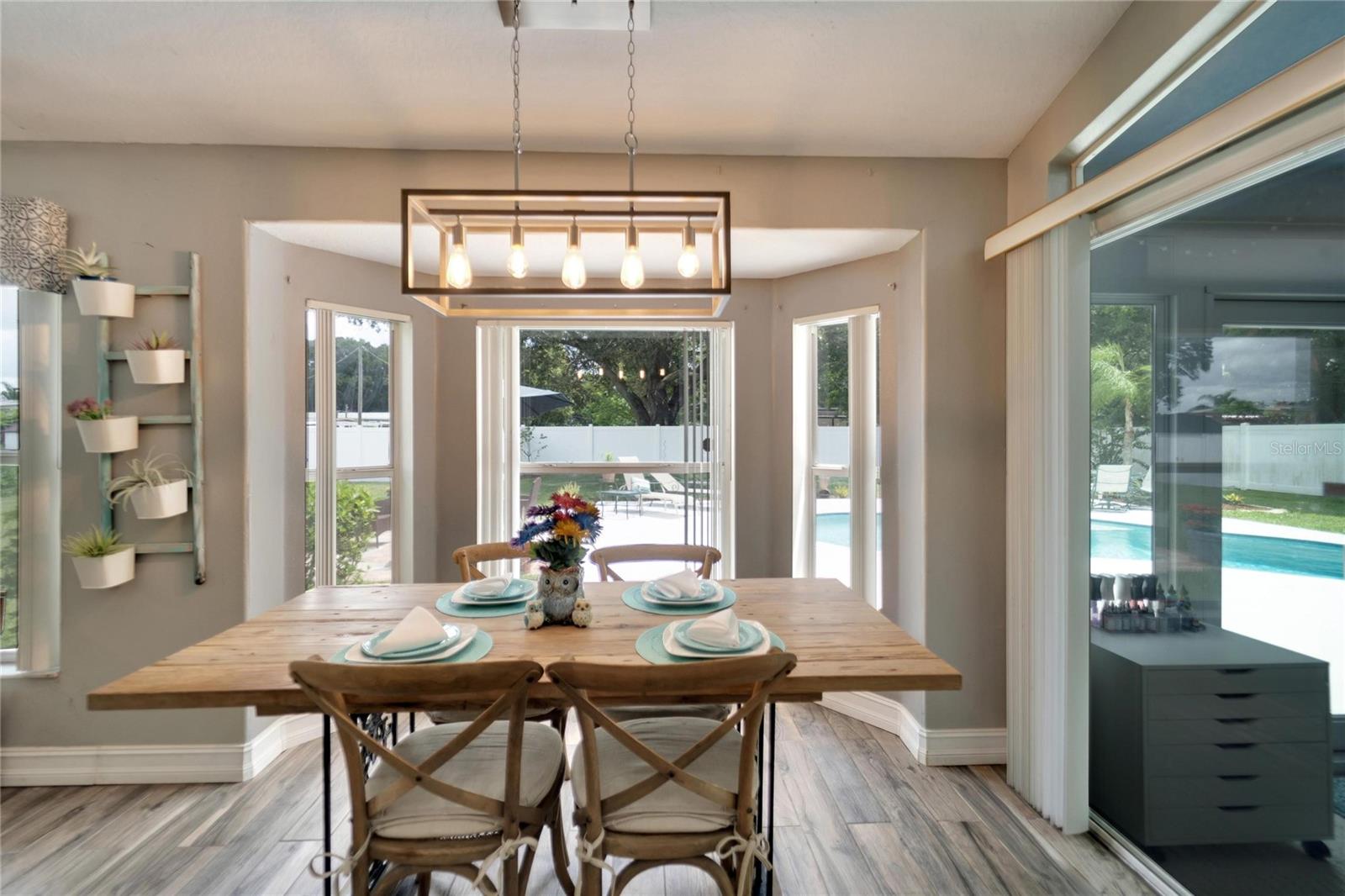 Image 18 of 61 For 2216 Glen Mist Drive
