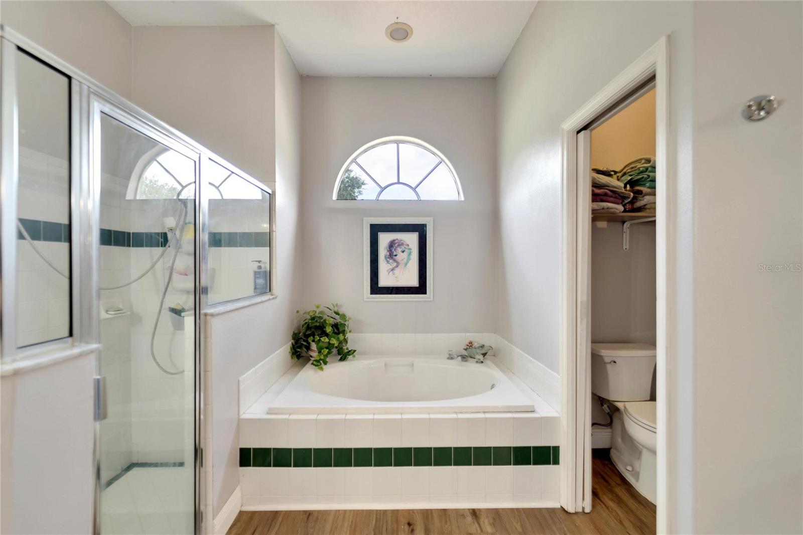 Image 30 of 61 For 2216 Glen Mist Drive