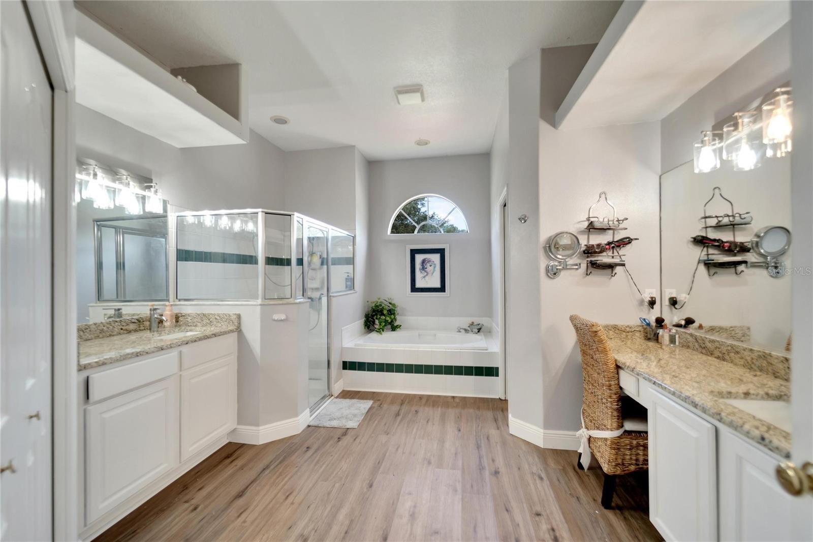 Image 33 of 61 For 2216 Glen Mist Drive