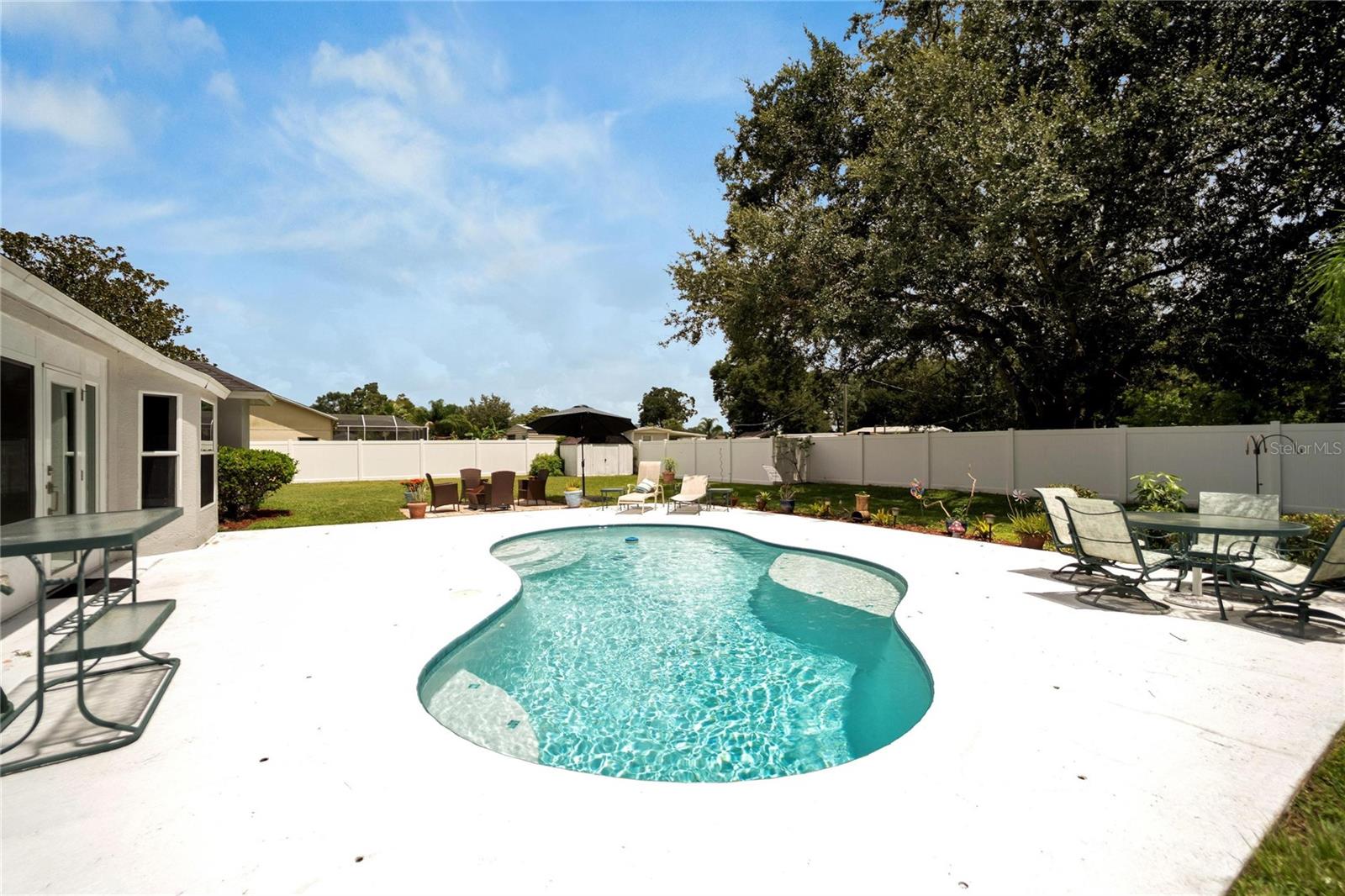 Image 45 of 61 For 2216 Glen Mist Drive