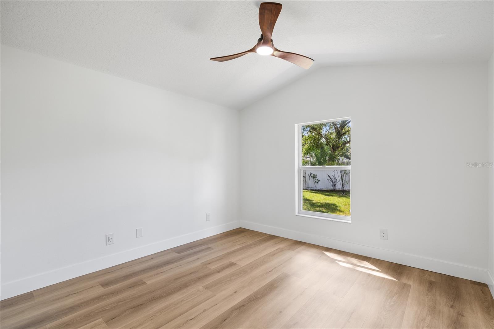 Image 40 of 66 For 17104 Tiffany Lake Place