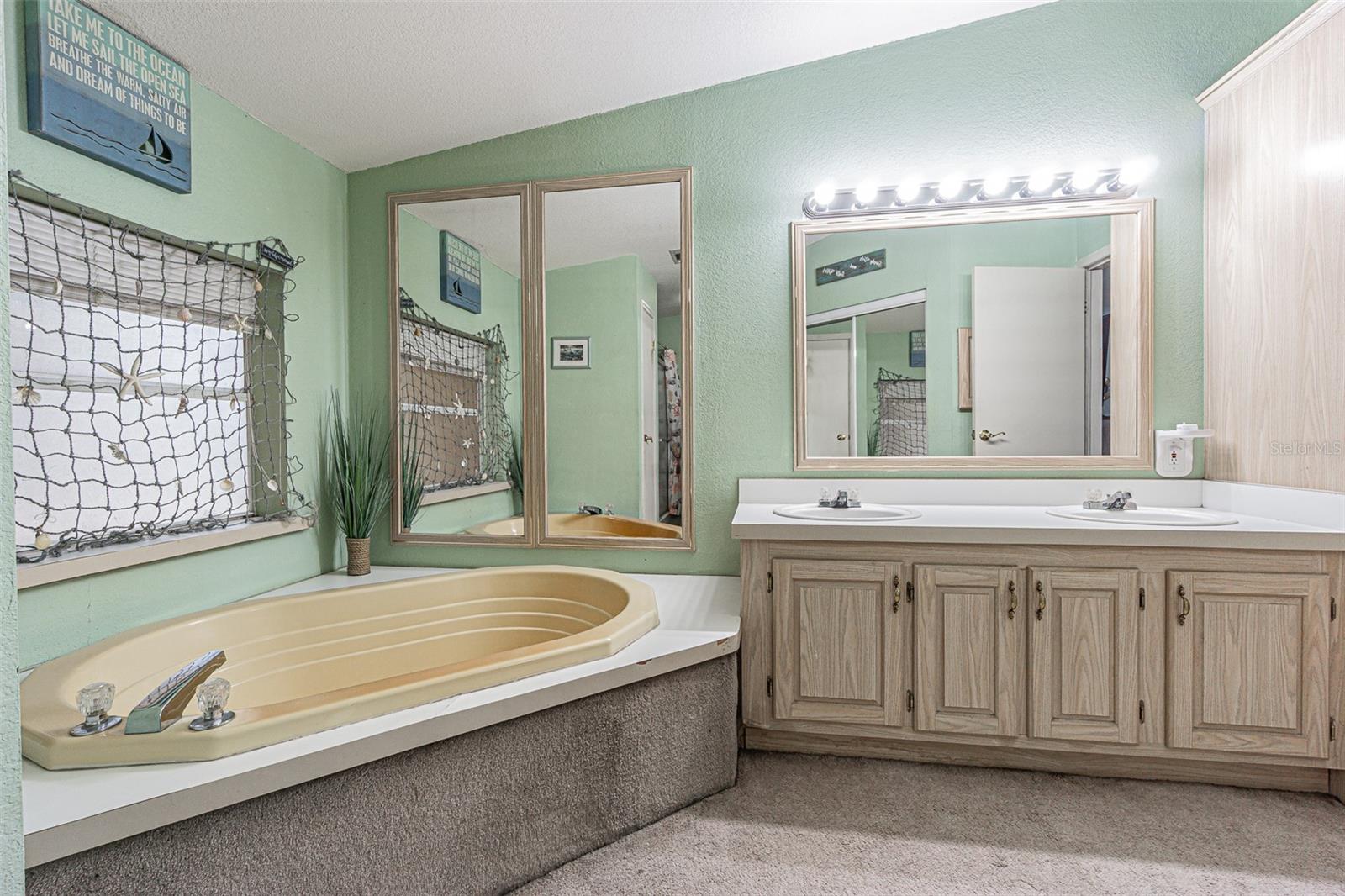 Image 16 of 46 For 14010 Scales Road