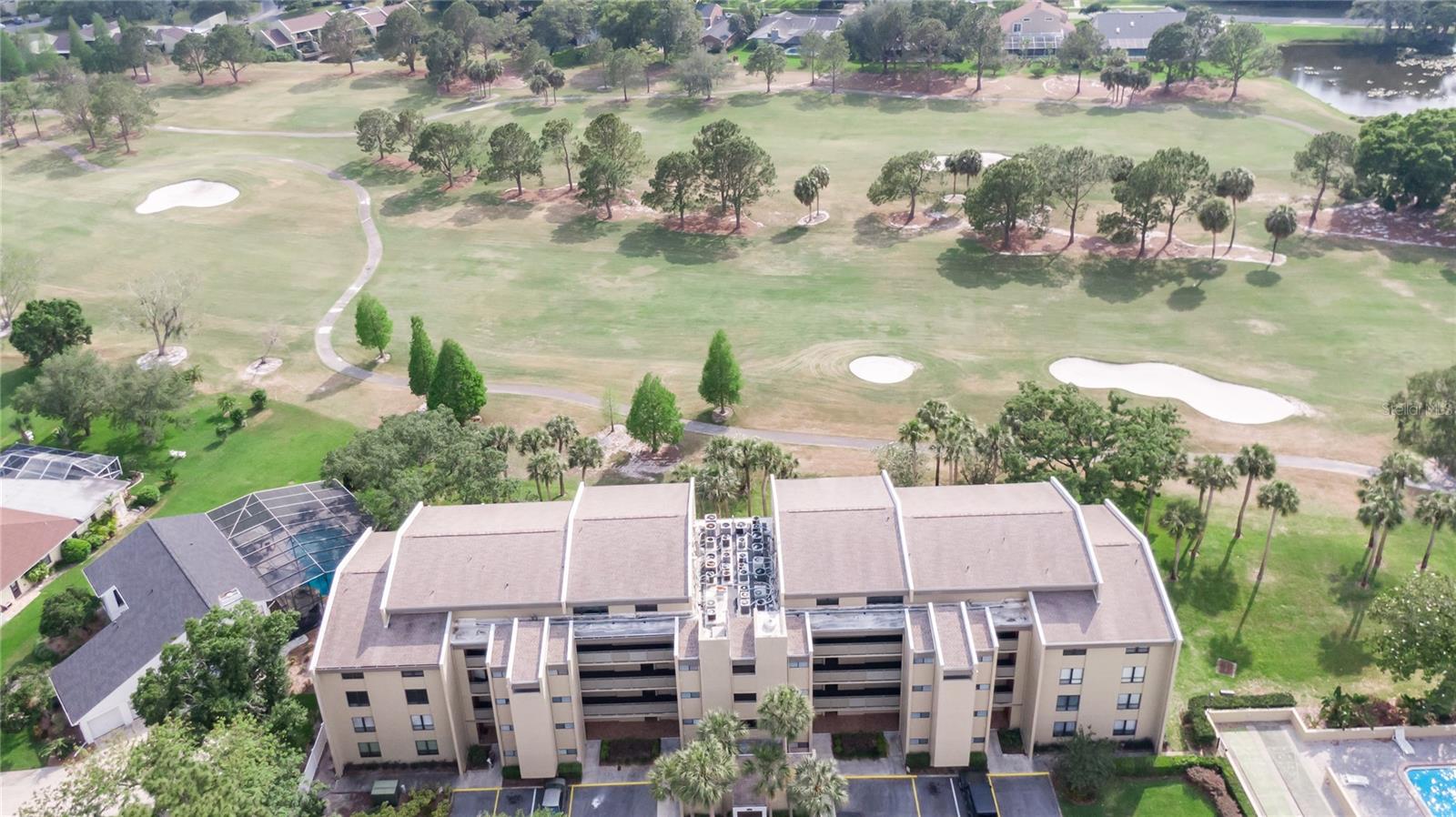 Image 27 of 31 For 13618 Greenfield Drive 405