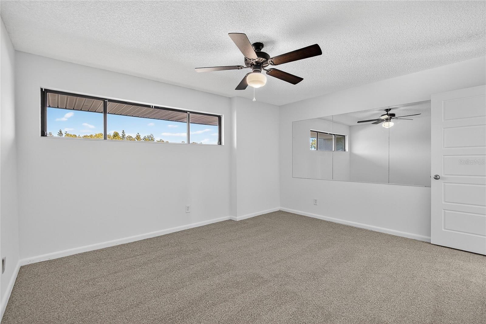 Image 39 of 52 For 13618 Greenfield Drive 405