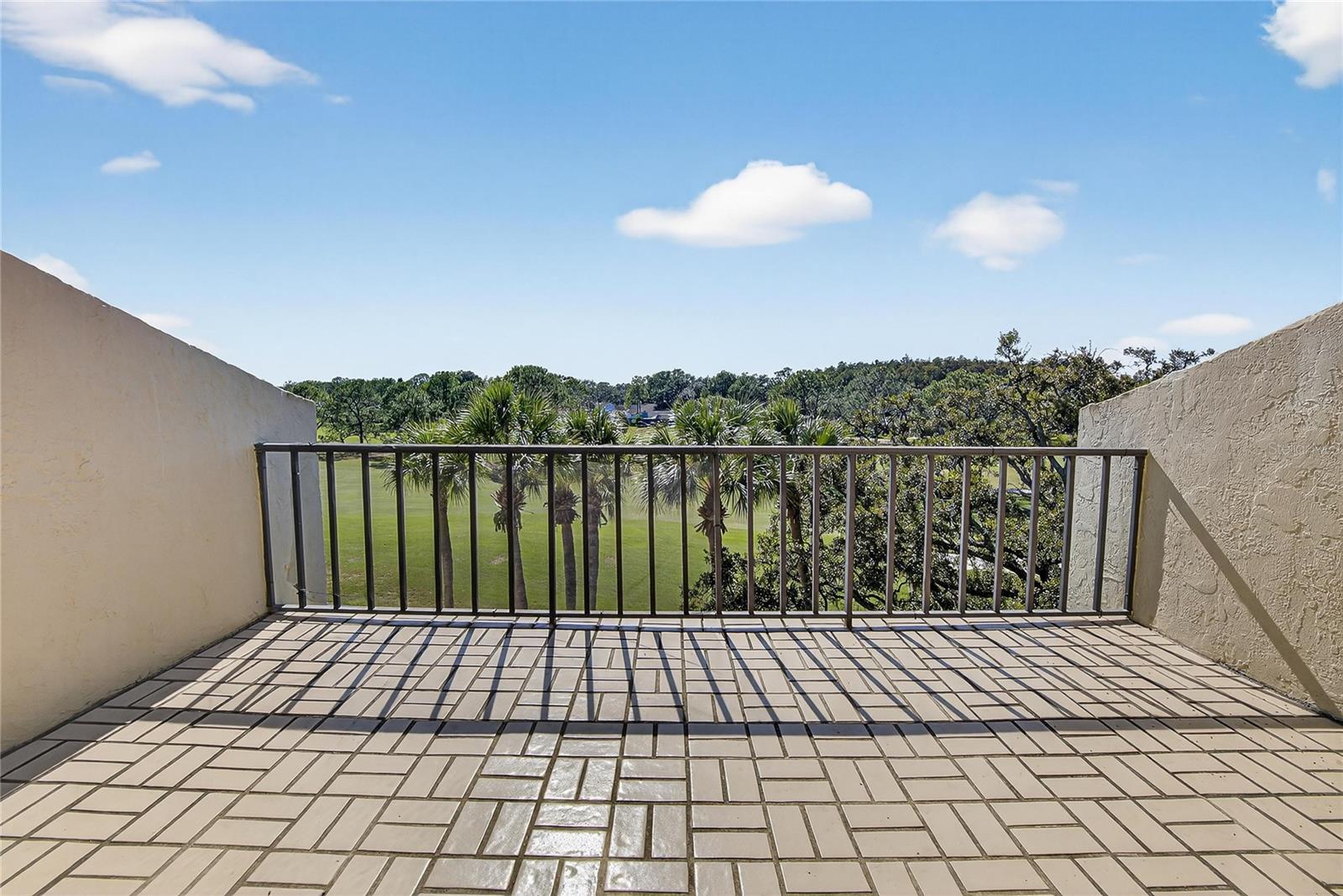 Image 46 of 52 For 13618 Greenfield Drive 405