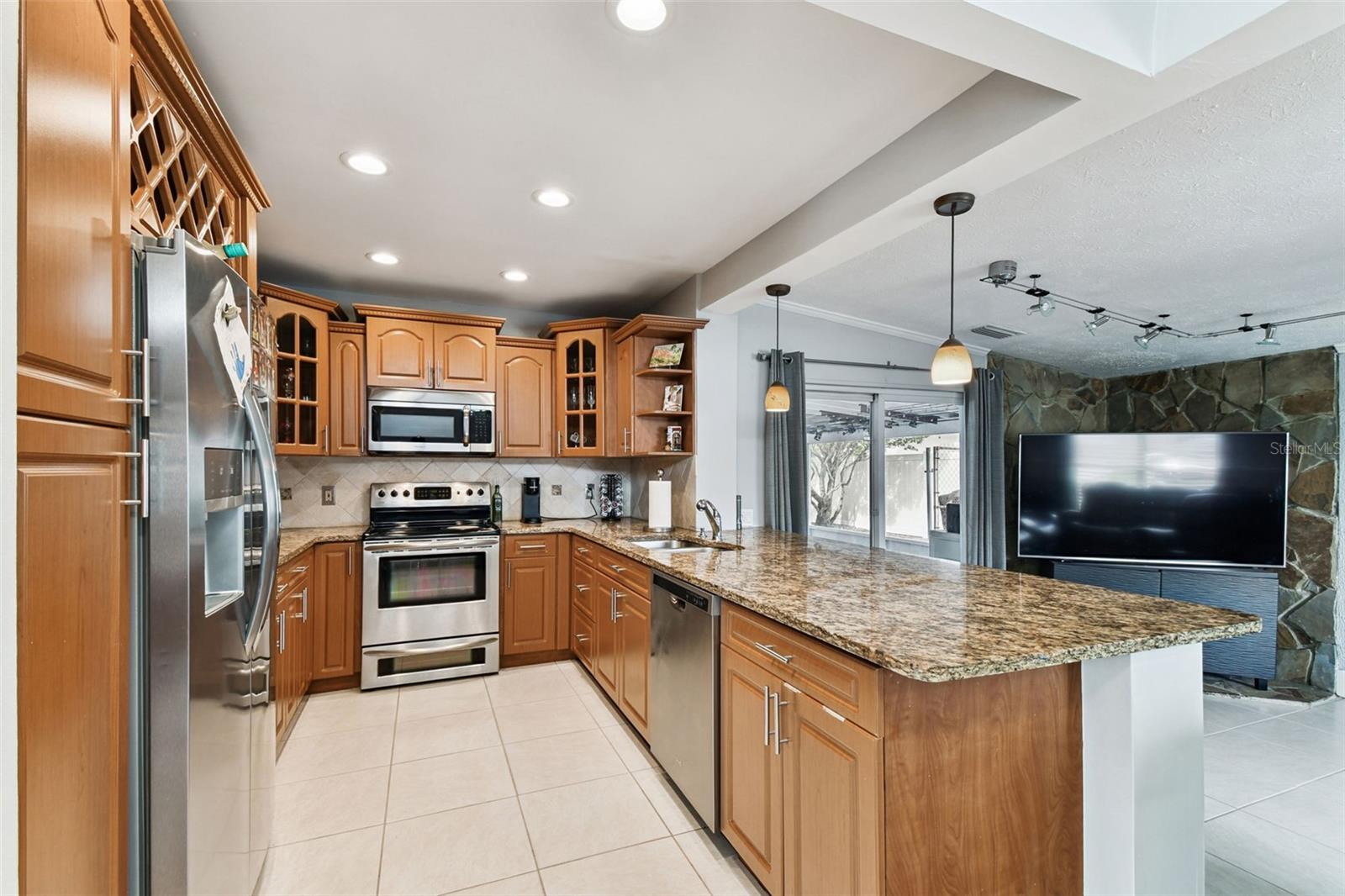 Image 15 of 49 For 2809 Lorraine Street