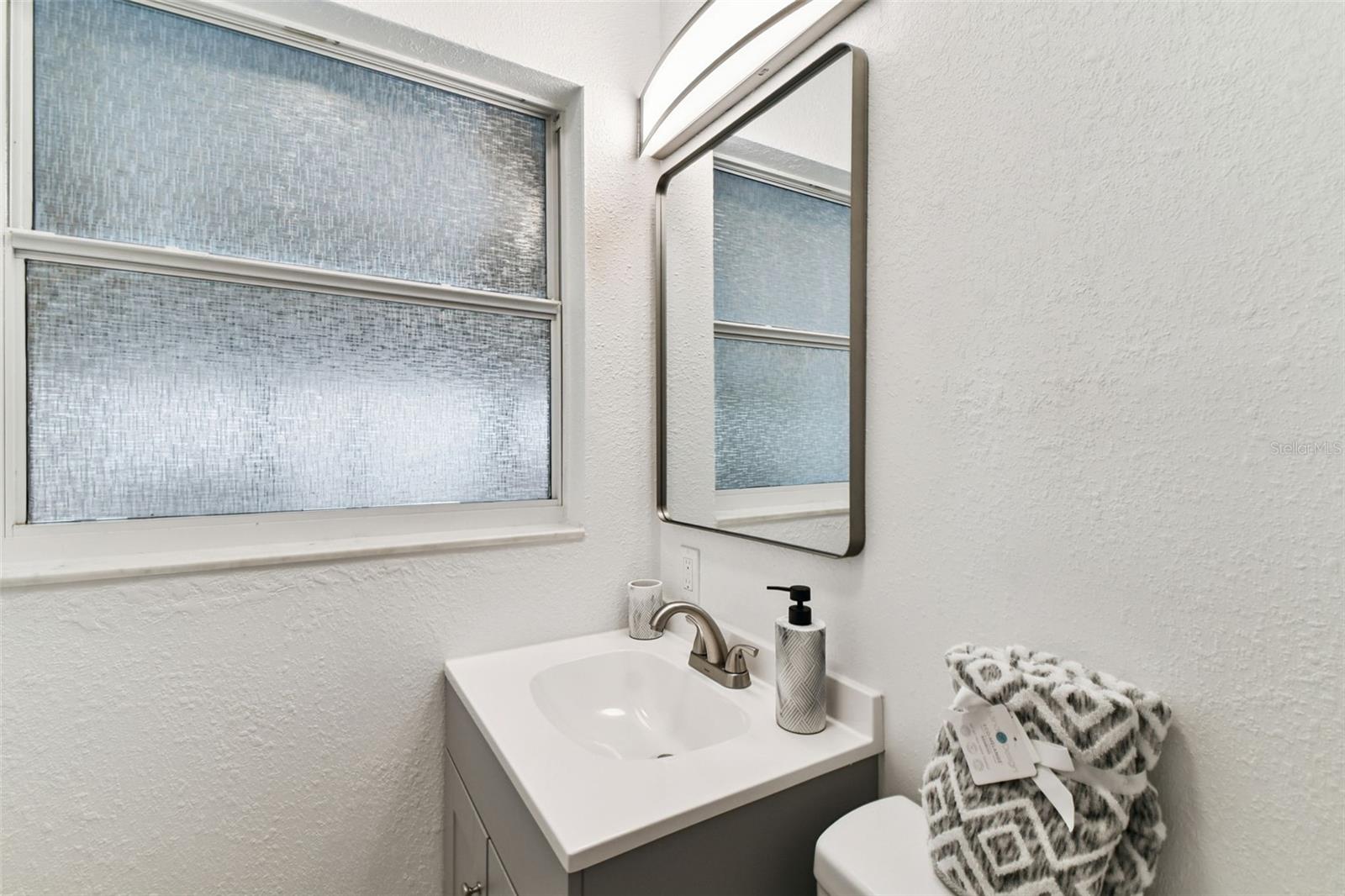 Image 31 of 49 For 2809 Lorraine Street