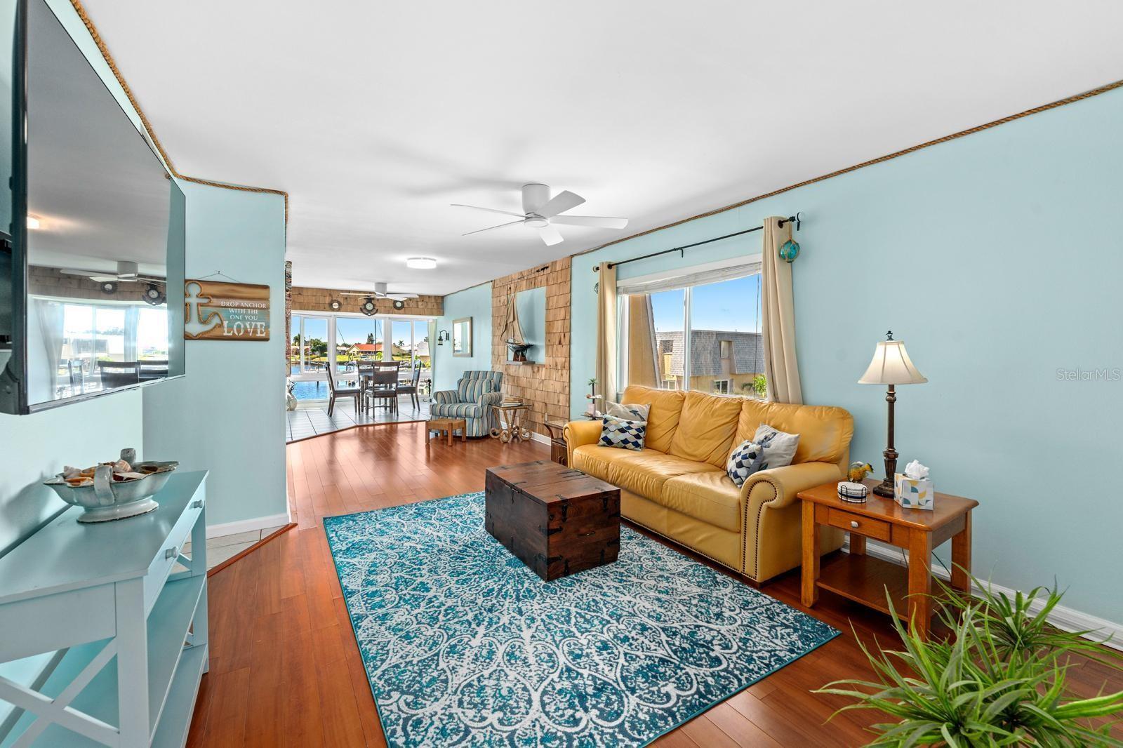 Image 6 of 43 For 960 Apollo Beach Boulevard 203
