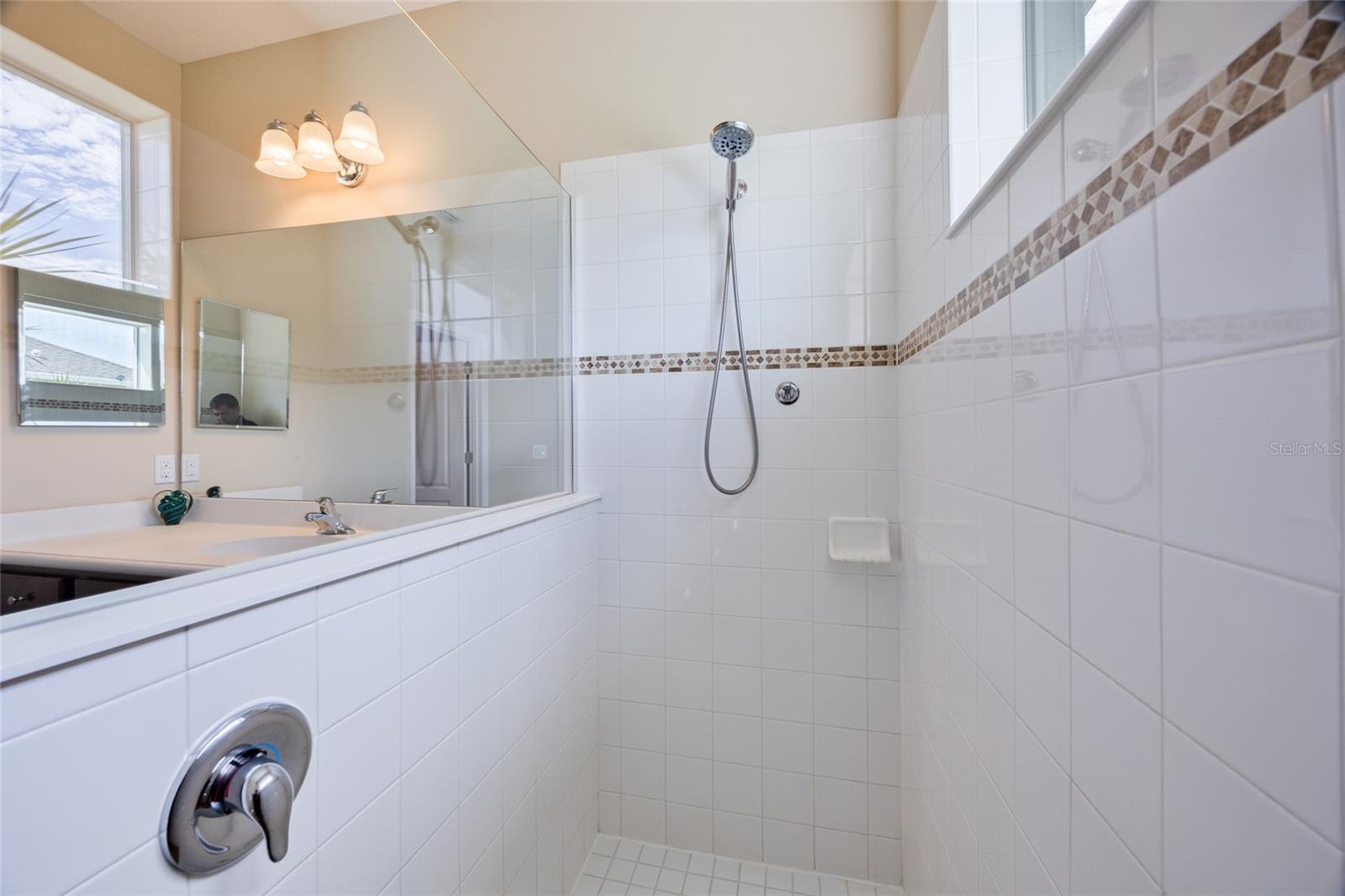 Image 17 of 36 For 4451 29th Avenue Circle E