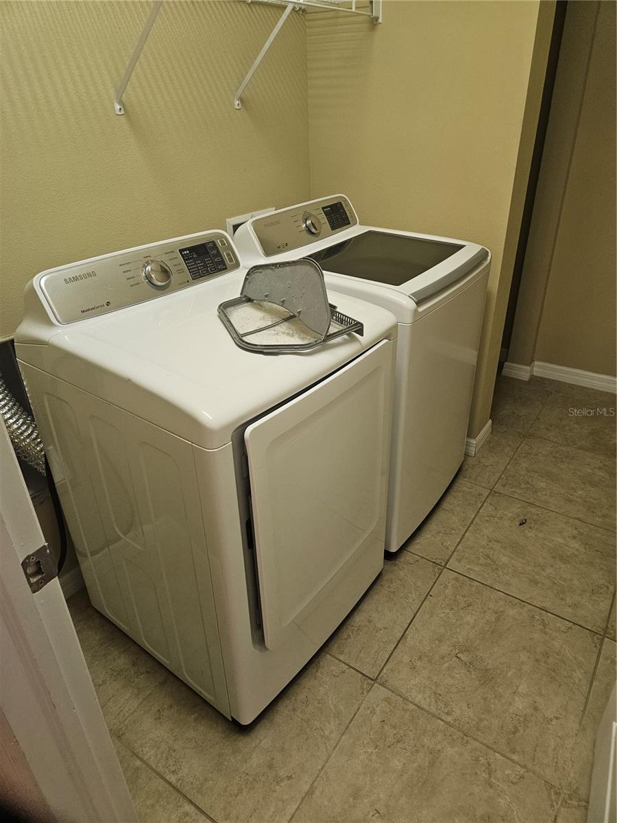Image 15 of 17 For 7001 Interbay Boulevard 231