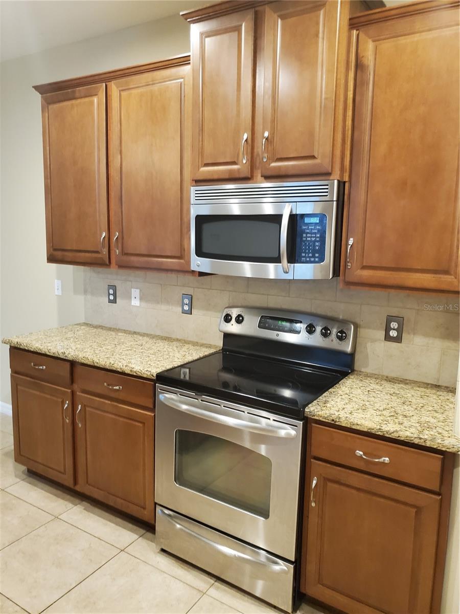 Image 4 of 17 For 7001 Interbay Boulevard 231