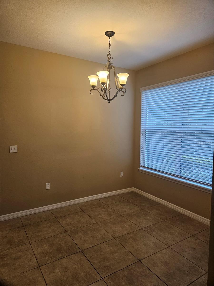 Image 6 of 17 For 7001 Interbay Boulevard 231