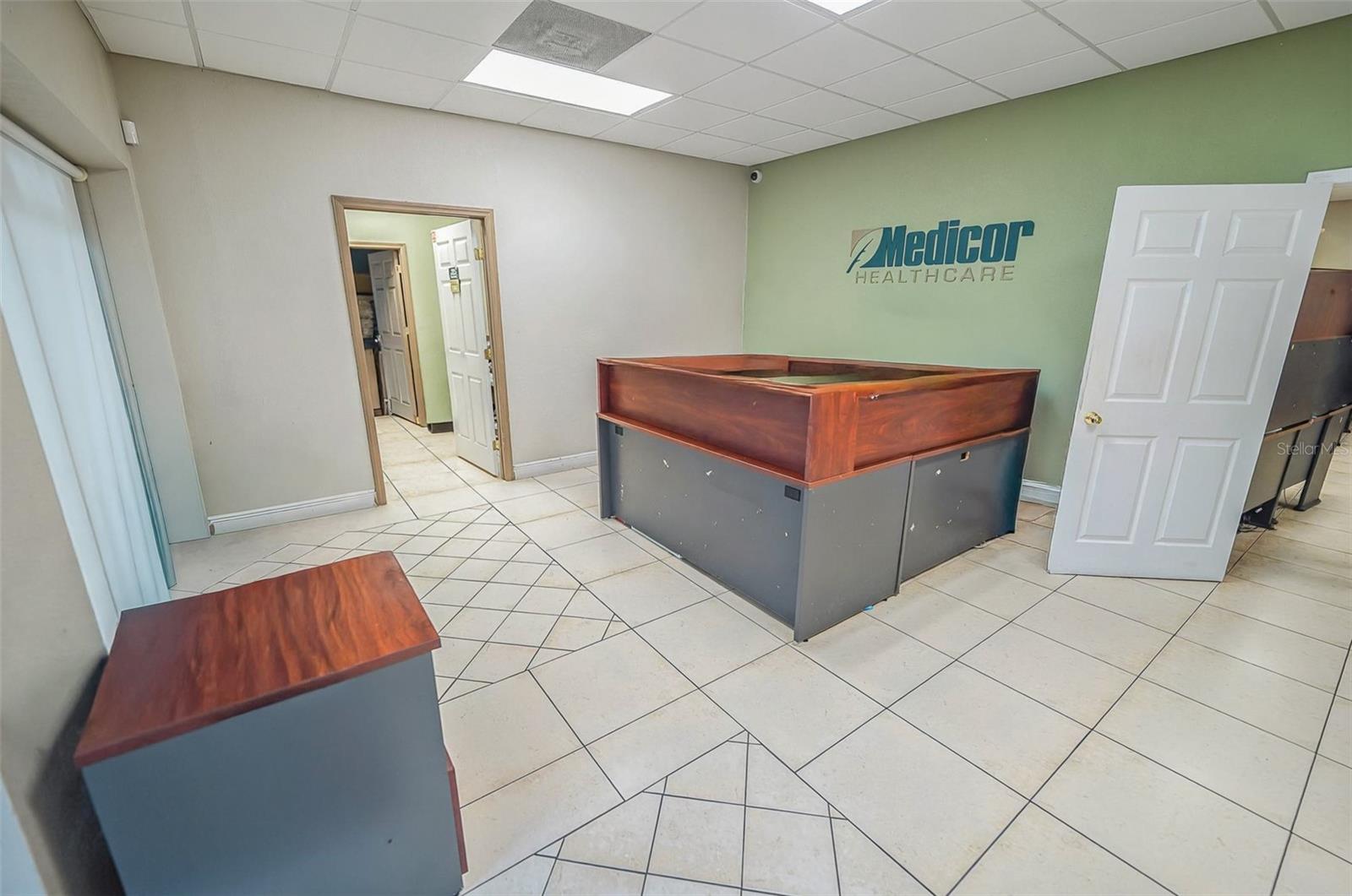 Image 4 of 10 For 3403 Waters Avenue