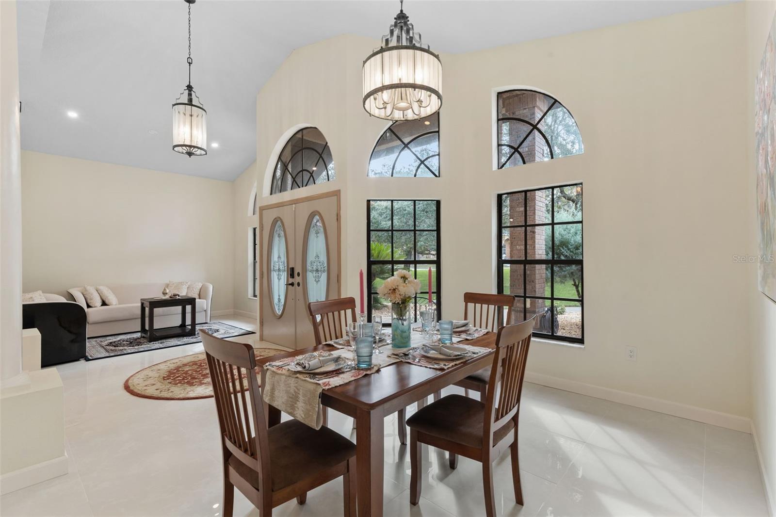 Image 5 of 53 For 6491 Laurel Oak Drive