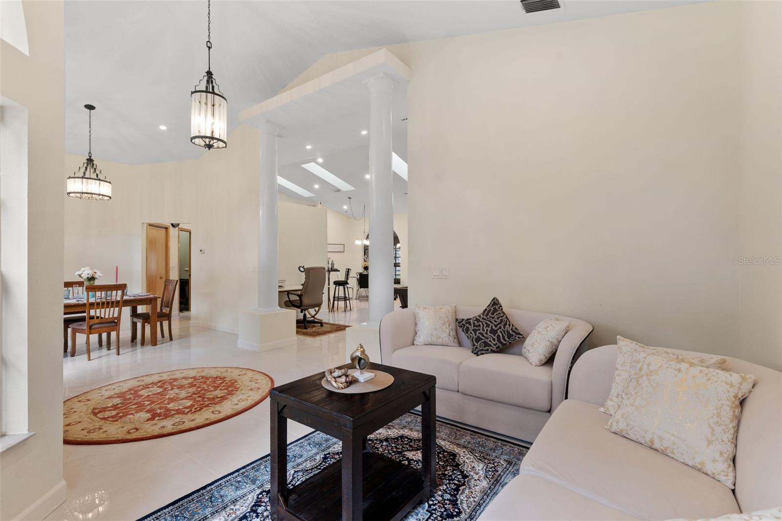 Image 6 of 53 For 6491 Laurel Oak Drive