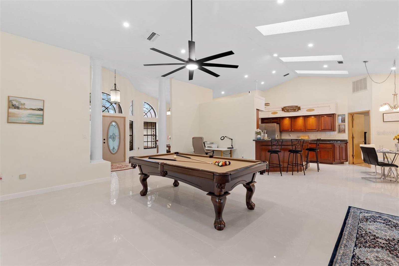 Image 7 of 53 For 6491 Laurel Oak Drive