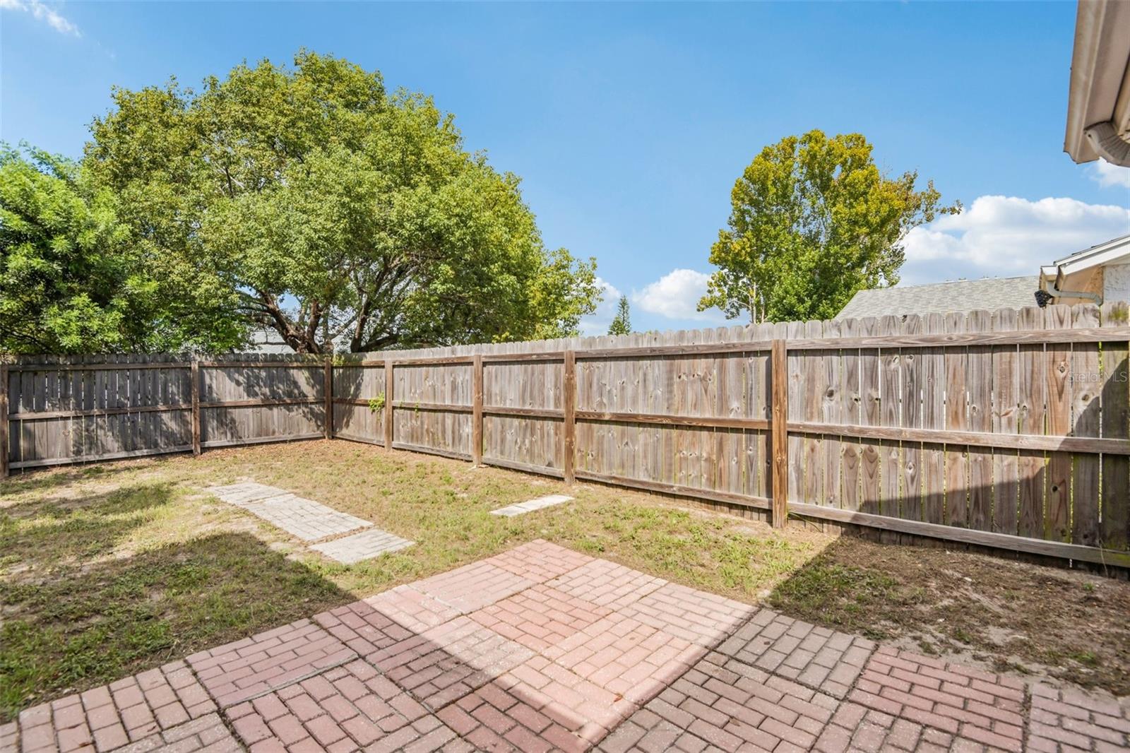 Image 20 of 26 For 7911 Bell Drive