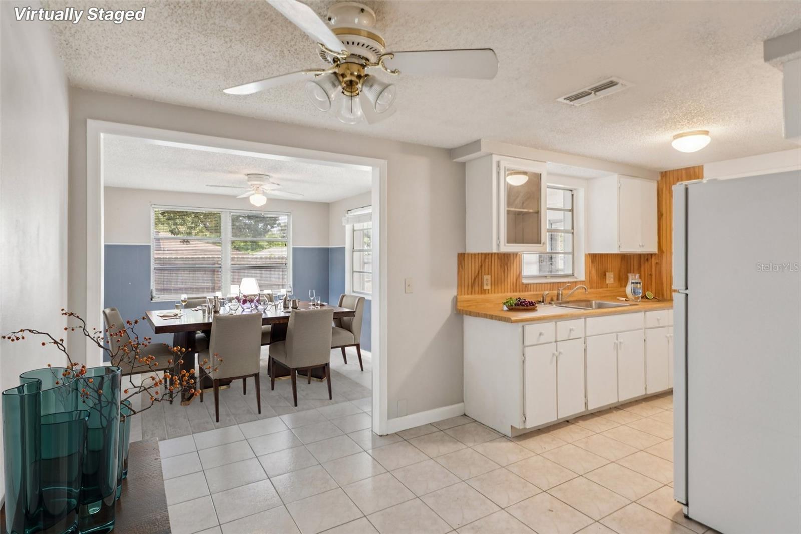 Image 4 of 26 For 7911 Bell Drive