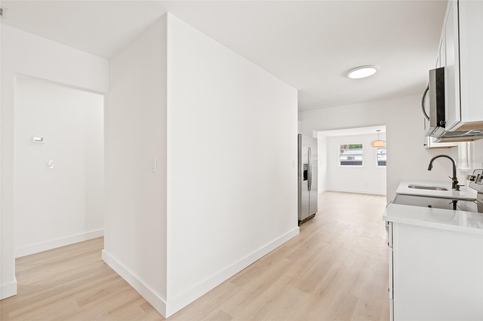 Image 10 of 39 For 4550 21st Street N