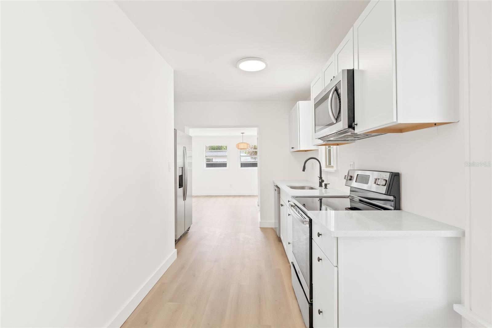 Image 11 of 39 For 4550 21st Street N