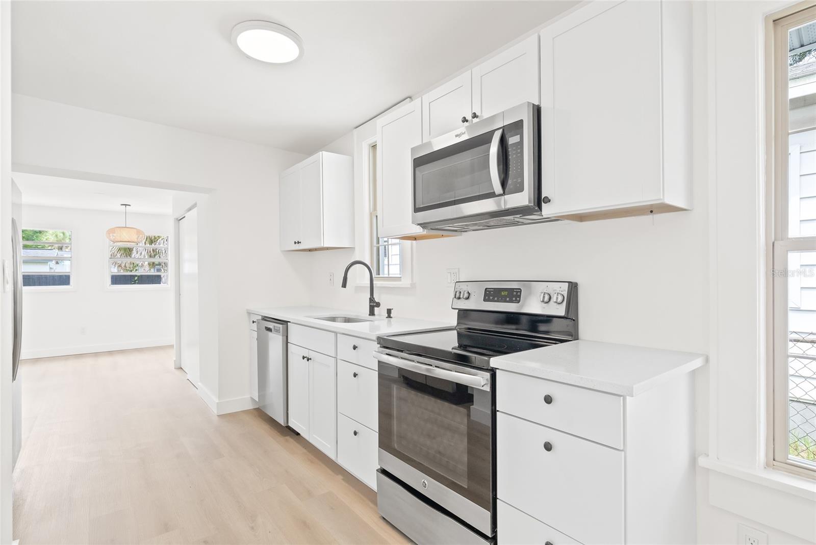 Image 12 of 39 For 4550 21st Street N