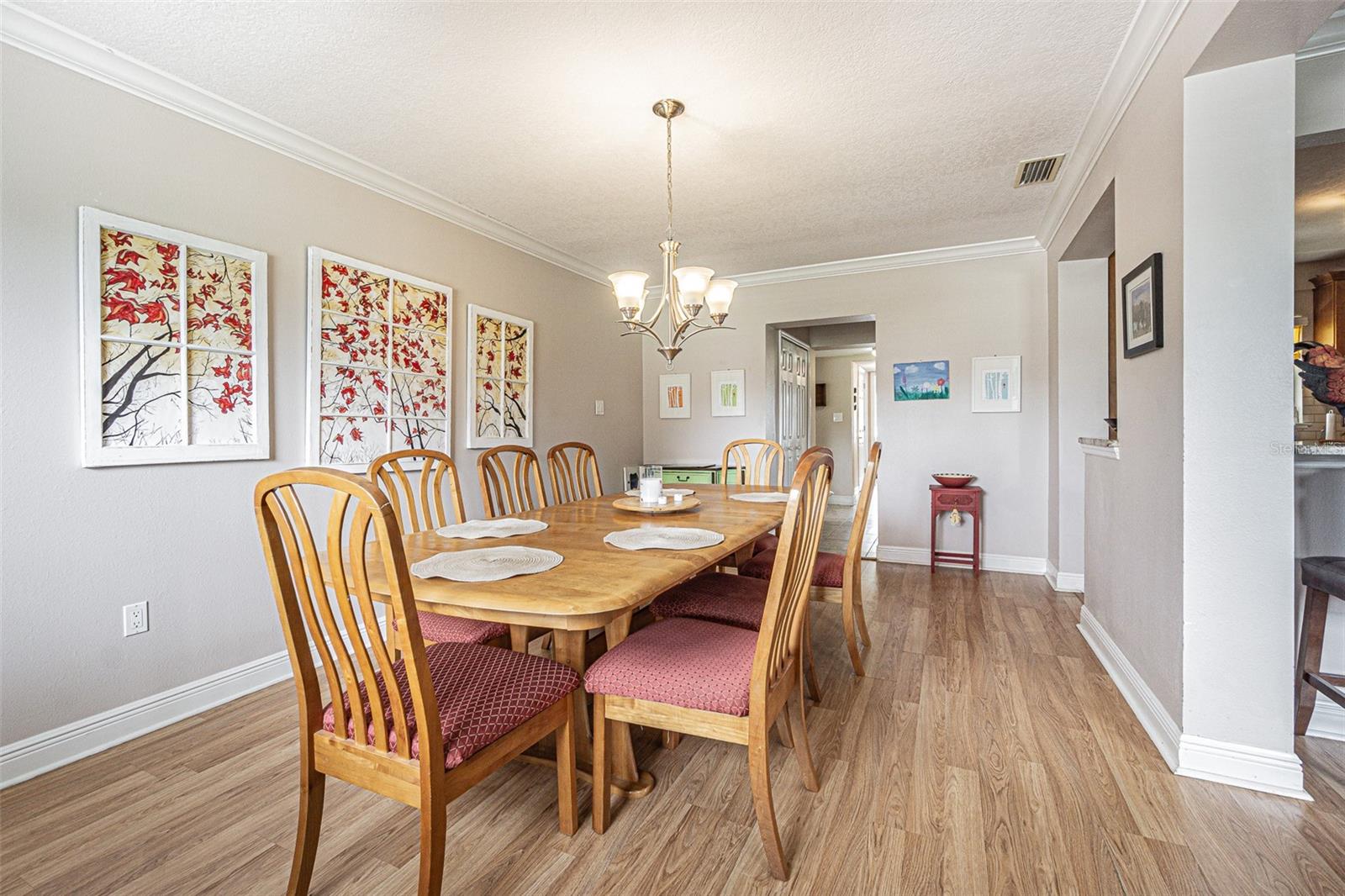 Image 12 of 40 For 912 Riverside Drive